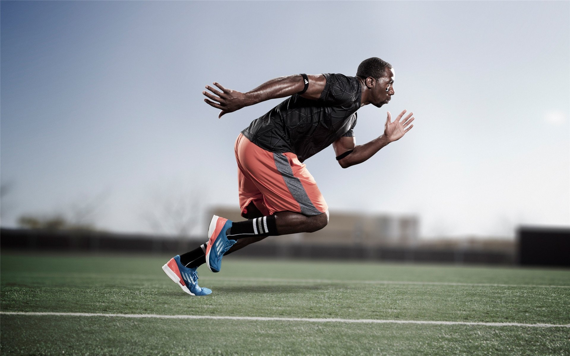 爱游戏官方网站-【防守技巧】马克·塞尔比的防守哲学解析，马克·塞尔比的球风